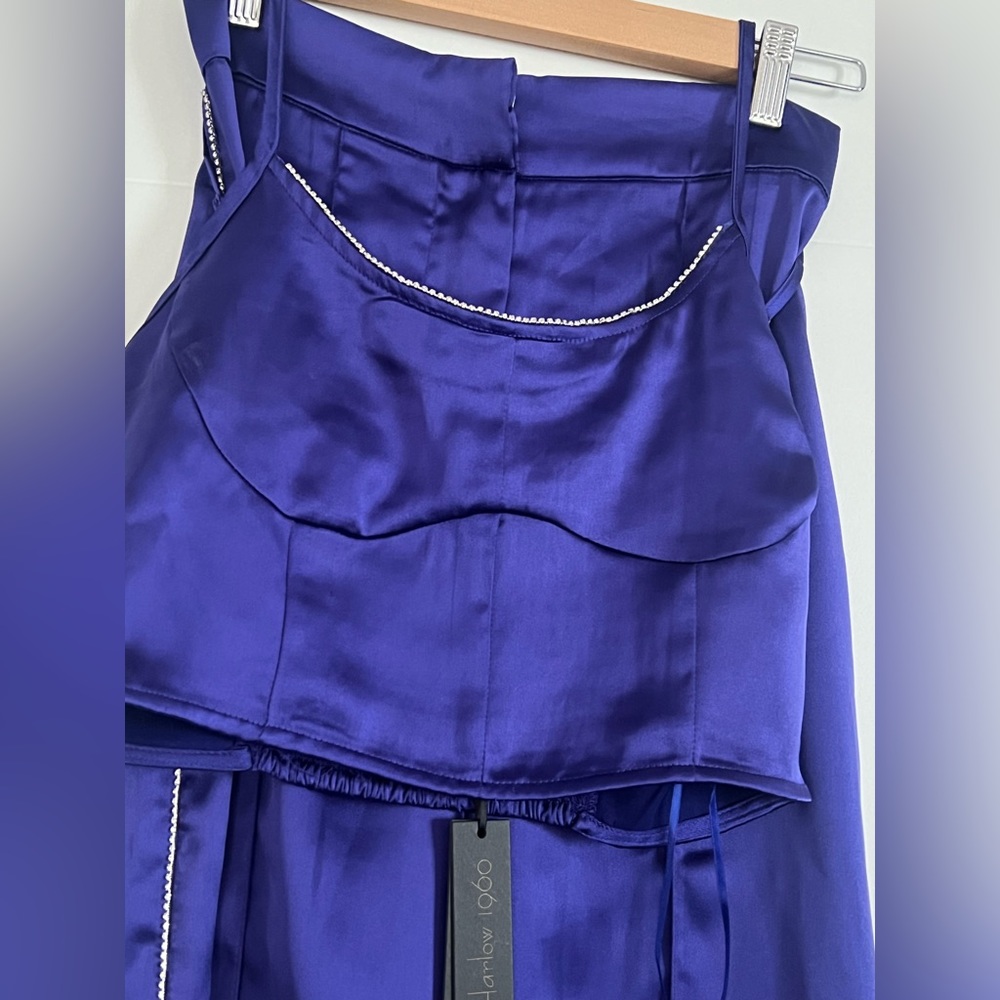 Gorgeous two piece outfit! Brand new with tags